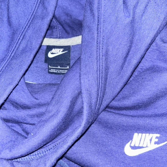 Nike Sweater - Picture 4 of 4